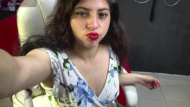 Aishaahot online show from 10/24/25, 12:45