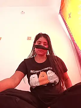 Snapshot of Hot_Angle chatting on 06/05/26, 09:48 Hot Angle online show from 06/05/26, 09:48