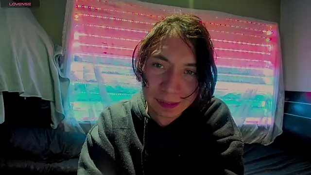 najimi uwu online show from 11/14/25, 10:51