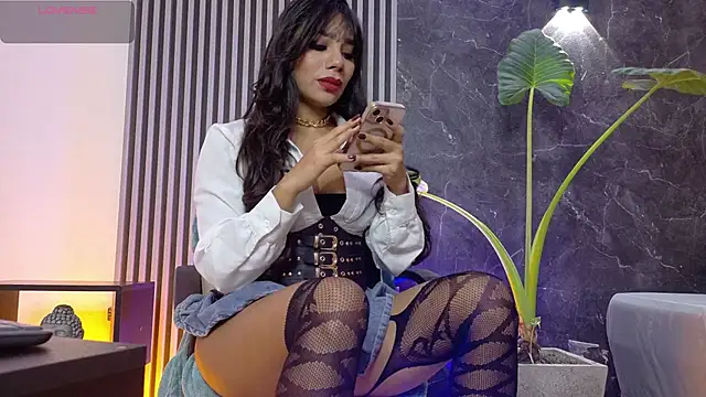 SelenaAbatti  online show from 11/15/25, 04:10