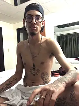 tian doyt69 online show from 10/19/25, 01:50