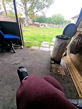 bbyxklaus online show from 10/28/25, 01:47