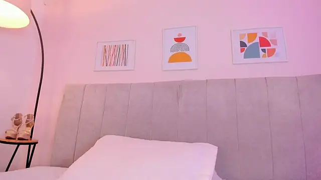 fatiima  online show from 03/16/26, 07:07