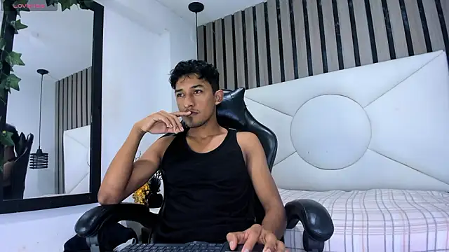 Natzuki 1 online show from 02/17/26, 12:01