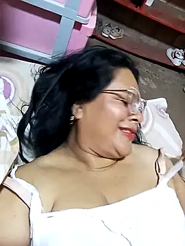 celeste122595 online show from 04/22/26, 03:02