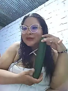 celeste122595 online show from 06/05/26, 03:35