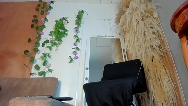 Snapshot of Jax_Thunder chatting on 02/15/26, 02:03 Jax Thunder online show from 02/15/26, 02:03