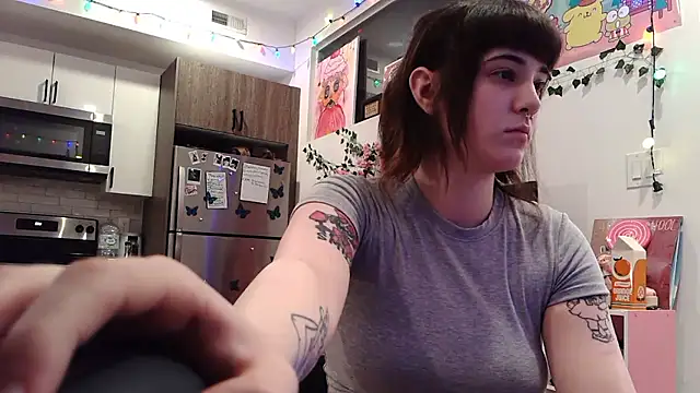 Trickylucy555 online show from 01/14/26, 08:09