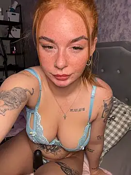 Ellieskyyee1 online show from 03/01/26, 11:18