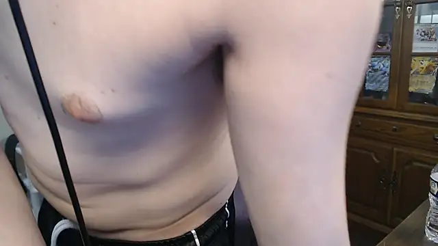 Snapshot of CasuallyCorrupt chatting on 10/29/25, 10:33 CasuallyCorrupt online show from 10/29/25, 10:33