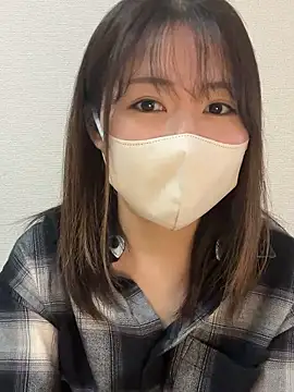 Rui 87 online show from 12/17/25, 02:17