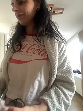 Snapshot of wwwdddccc1 chatting on 02/25/26, 12:26 wwwdddccc1 online show from 02/25/26, 12:26