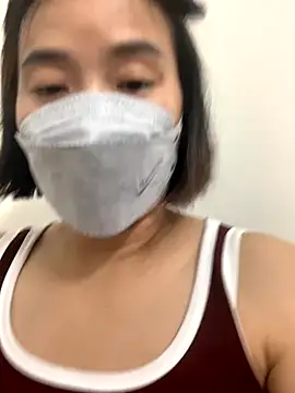 HinayLa online show from 10/19/25, 01:23