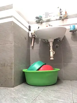 HinayLa online show from 04/06/26, 11:05