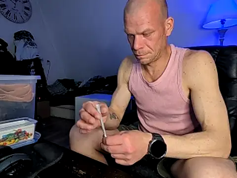 Kinky Play1 online show from 04/15/26, 07:58