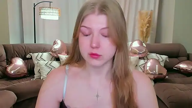 Stella Light online show from 02/18/26, 04:19