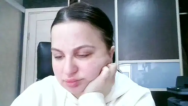 Snapshot of Denalynn chatting on 03/01/26, 01:29 Denalynn online show from 03/01/26, 01:29