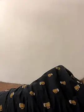 Snapshot of last_hope21 chatting on 10/20/25, 10:38 last hope21 online show from 10/20/25, 10:38