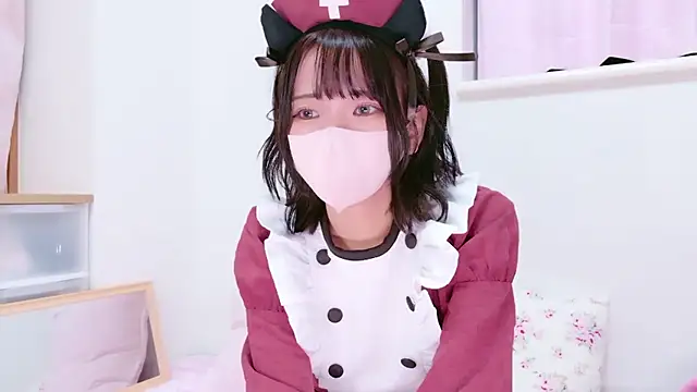 xKoharux online show from 10/31/25, 10:38