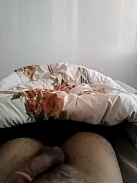 Can toprak05 online show from 10/19/25, 11:00