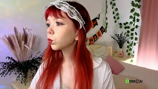 Rochelle Dolly online show from 10/28/25, 01:36