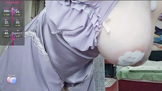 Snapshot of Lenai- chatting on 01/05/26, 05:27 Lenai- online show from 01/05/26, 05:27