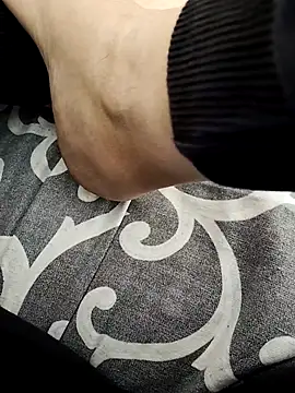 Snapshot of sexydeaChanel chatting on 04/05/26, 03:09 sexydeaChanel online show from 04/05/26, 03:09