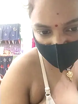 Snapshot of sexy_6hvhhh chatting on 11/28/25, 07:38 sexy 6hvhhh online show from 11/28/25, 07:38