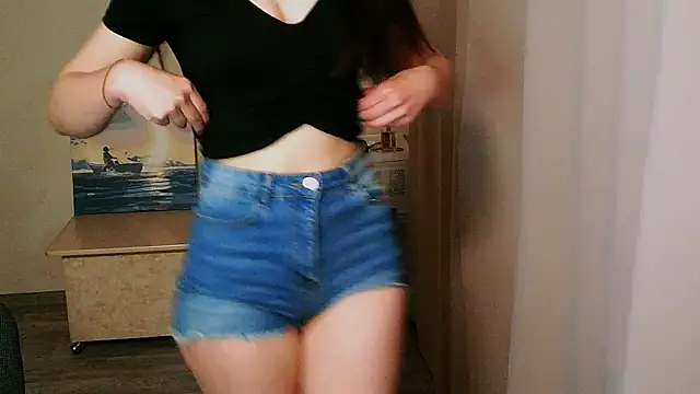 Cute Maria  online show from 04/17/26, 07:06