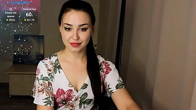 Cute Maria  online show from 06/15/26, 07:27