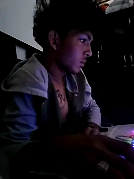 Snapshot of LyliaWood chatting on 10/23/25, 04:50 LyliaWood online show from 10/23/25, 04:50