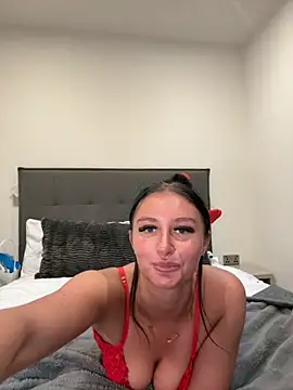 AlexandraLovex online show from 10/27/25, 11:31