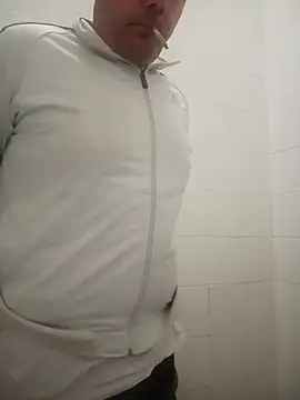 Romaeterna  online show from 11/17/25, 05:41