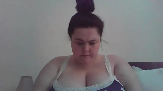 Snapshot of Maya_29x chatting on 07/05/26, 01:29 Maya 29x online show from 07/05/26, 01:29