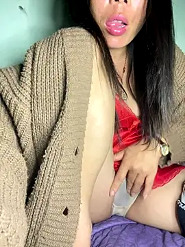 Winny-sexy online show from 12/21/25, 12:12