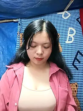 lisa-bae00 online show from 11/26/25, 10:16