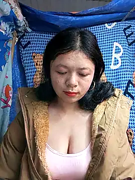 lisa-bae00 online show from 01/07/26, 12:02