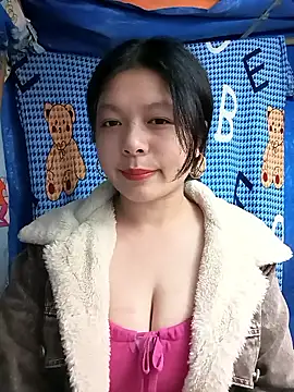 lisa-bae00 online show from 01/08/26, 12:18