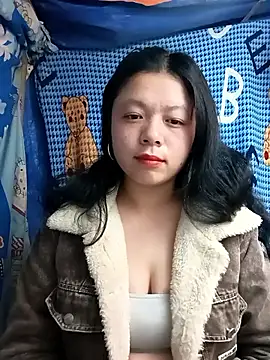 lisa-bae00 online show from 01/09/26, 11:39