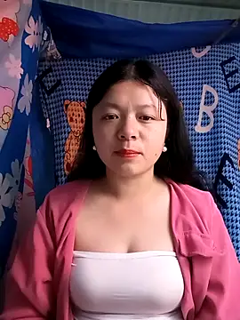 lisa-bae00 online show from 02/19/26, 12:06