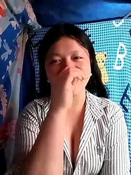 lisa-bae00 online show from 02/28/26, 12:28