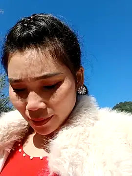 Bear bear0 online show from 11/29/25, 02:14