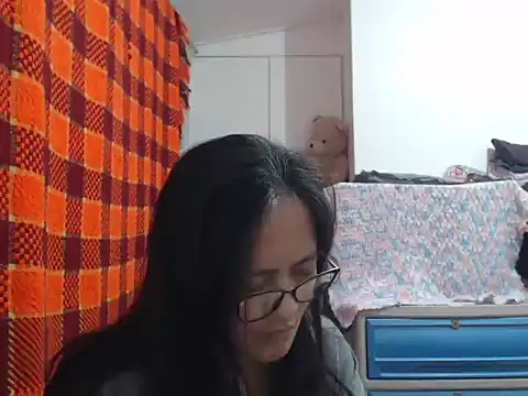 Kinkybela2025 online show from 01/10/26, 10:25