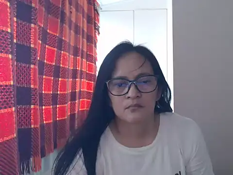 Kinkybela2025 online show from 04/12/26, 05:12