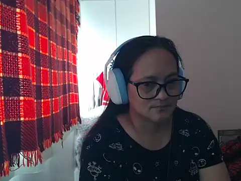 Kinkybela2025 online show from 05/16/26, 11:46