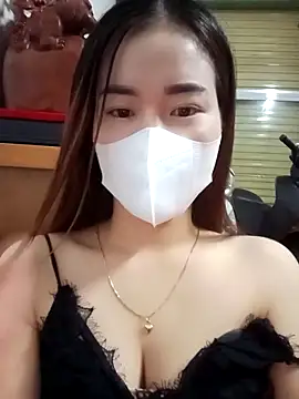 Family-Lovee online show from 11/01/25, 09:06