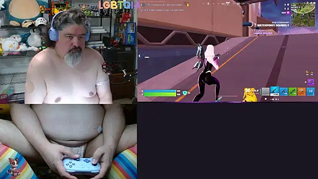 Snapshot of geekycastillo chatting on 05/15/26, 03:57 geekycastillo online show from 05/15/26, 03:57
