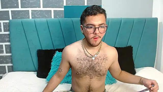 Zac Golden online show from 12/02/25, 12:05