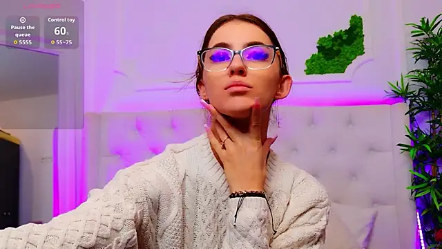 ElisaCharm online show from 02/25/26, 04:55