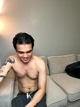 Snapshot of Orlando702@xh chatting on 11/03/25, 05:42 Orlando702xh online show from 11/03/25, 05:42